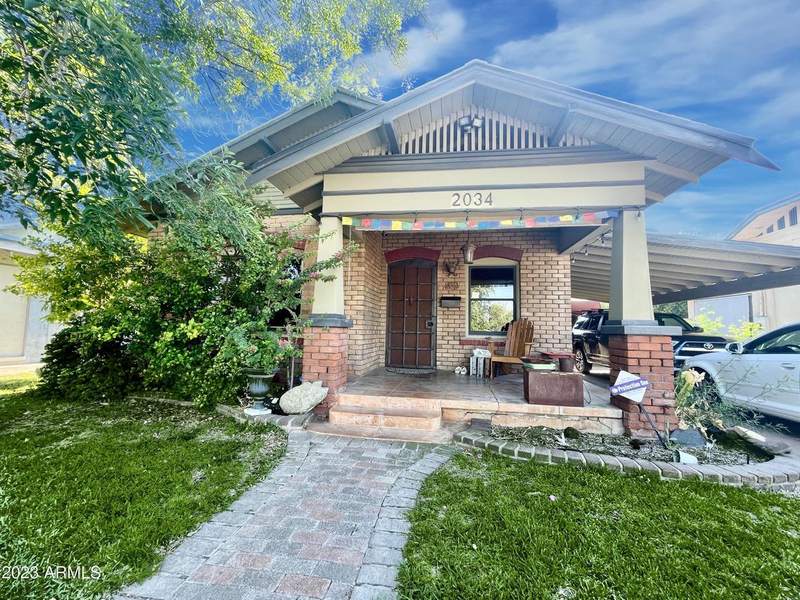 2034 N Mitchell St., Phoenix, AZ 85006