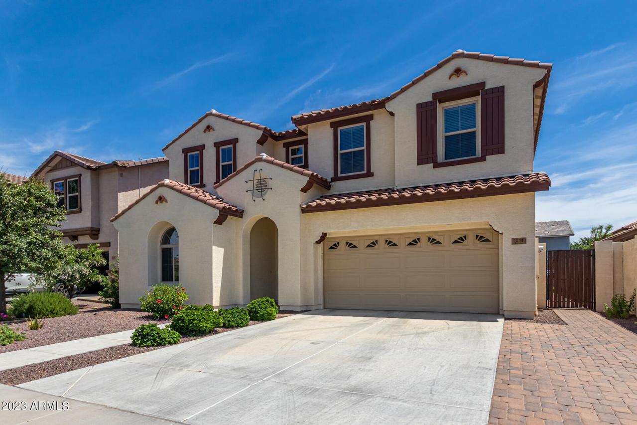 3131 E Regina St., Mesa, AZ 85213