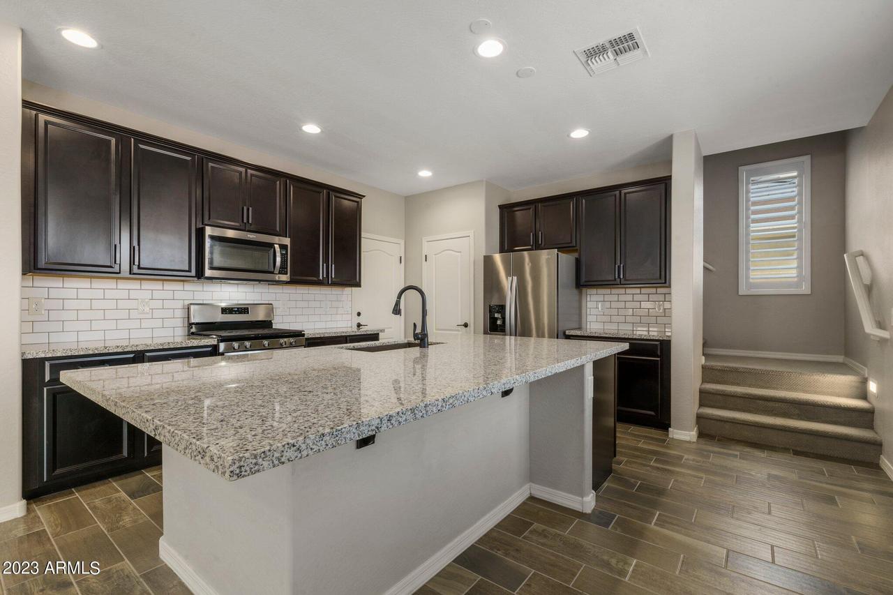 7724 S 37th Way, Phoenix, AZ 85042