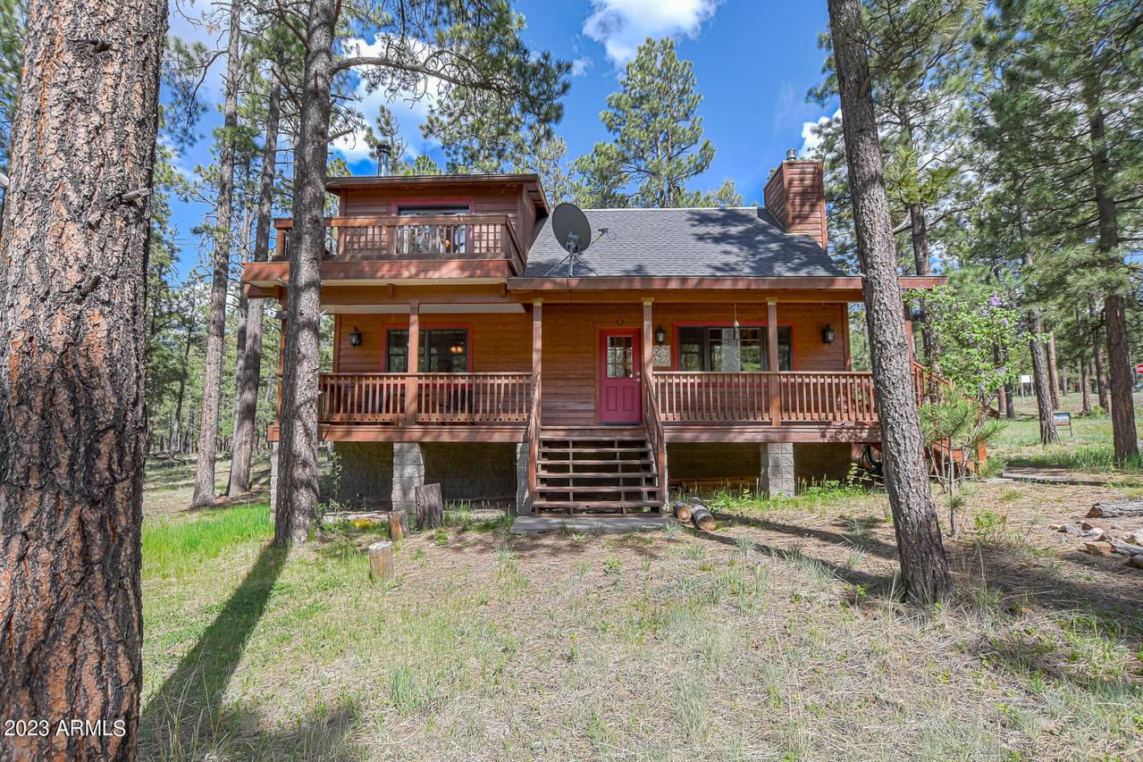 4 County Rd 1321, Greer, AZ 85927