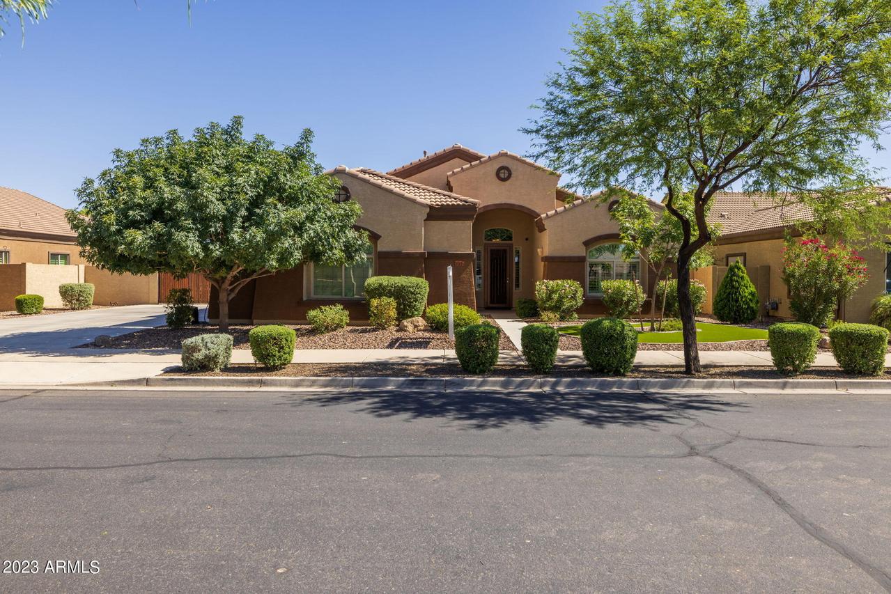 21421 E Russet Rd., Queen Creek, AZ 85142