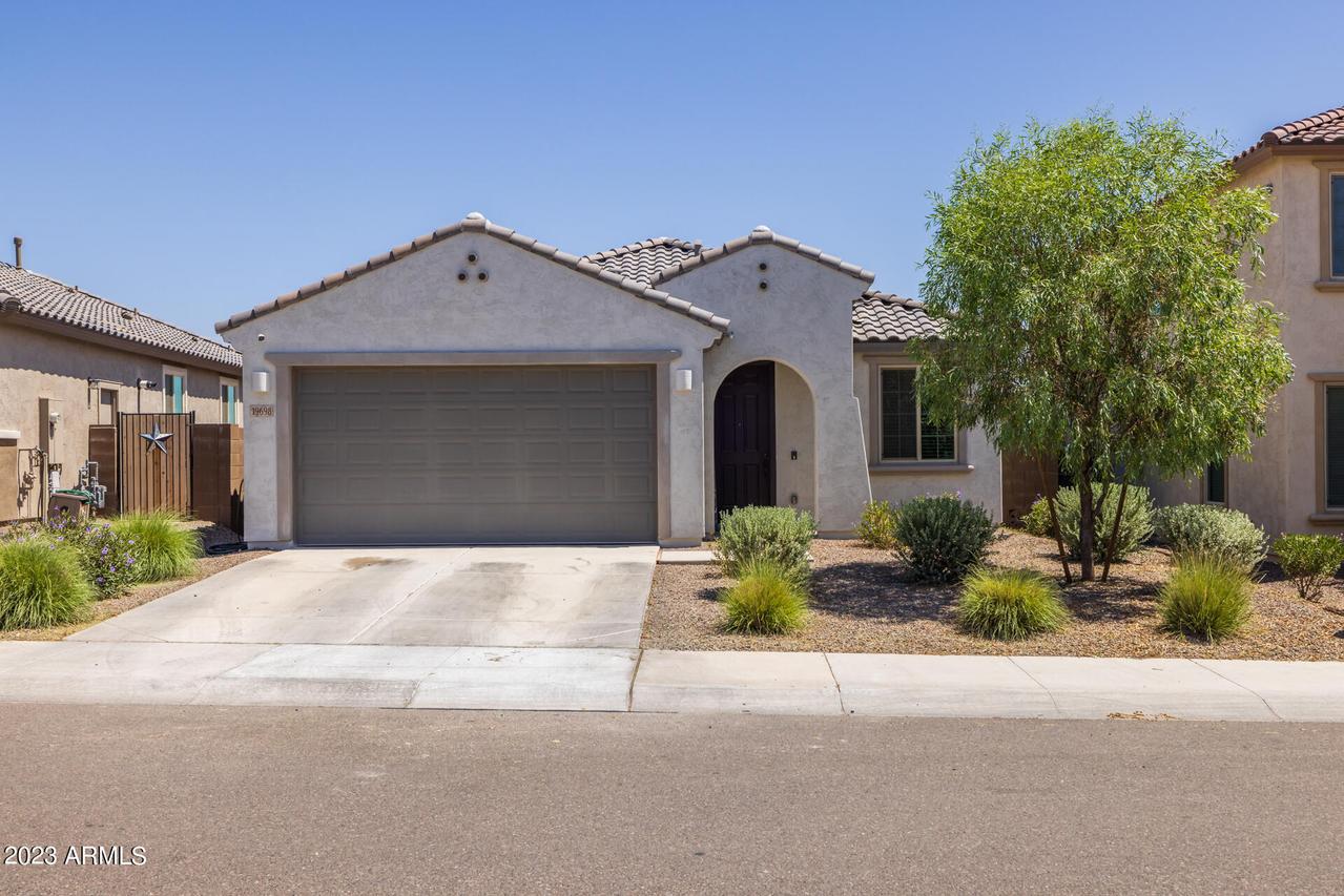 19698 W Palo Verde Dr., Litchfield Park, AZ 85340