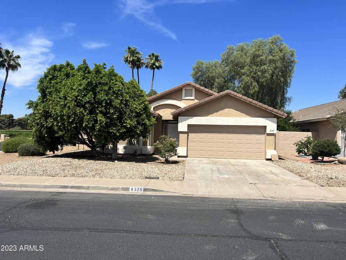 8320 N 62nd Dr., Glendale, AZ 85302