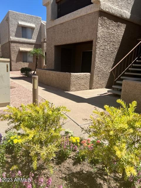 4554 E Paradise Village Pkwy. #135, Phoenix, AZ 85032