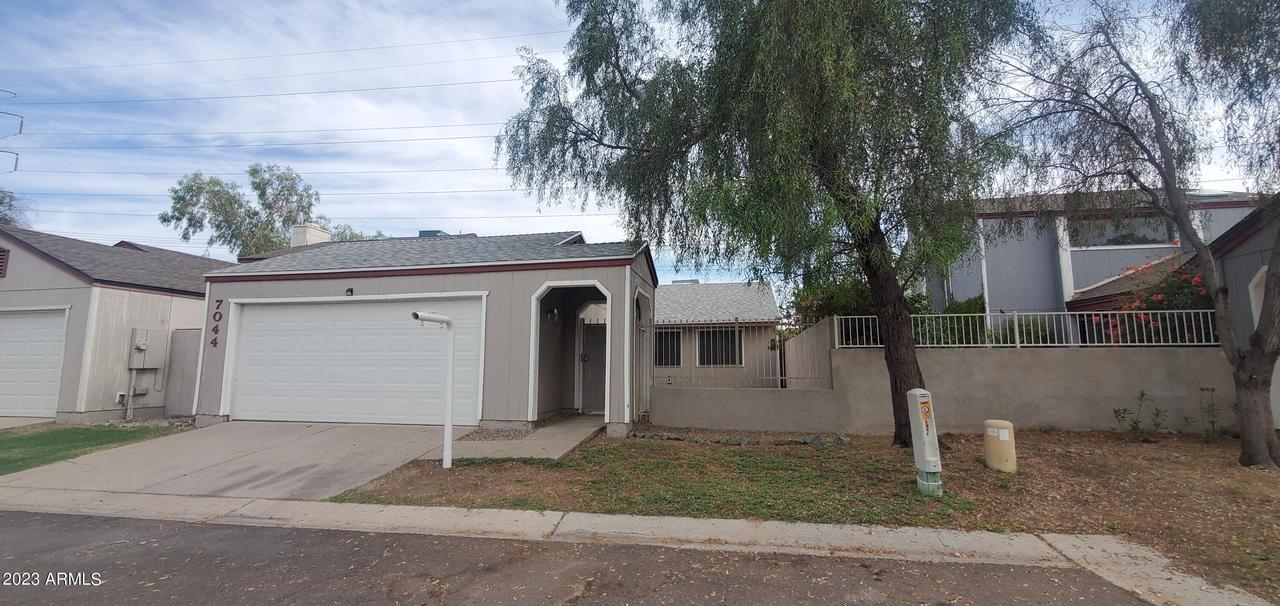 7044 S 41st Pl., Phoenix, AZ 85042