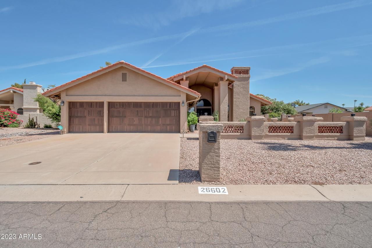 26602 S Sageberry Dr., Sun Lakes, AZ 85248