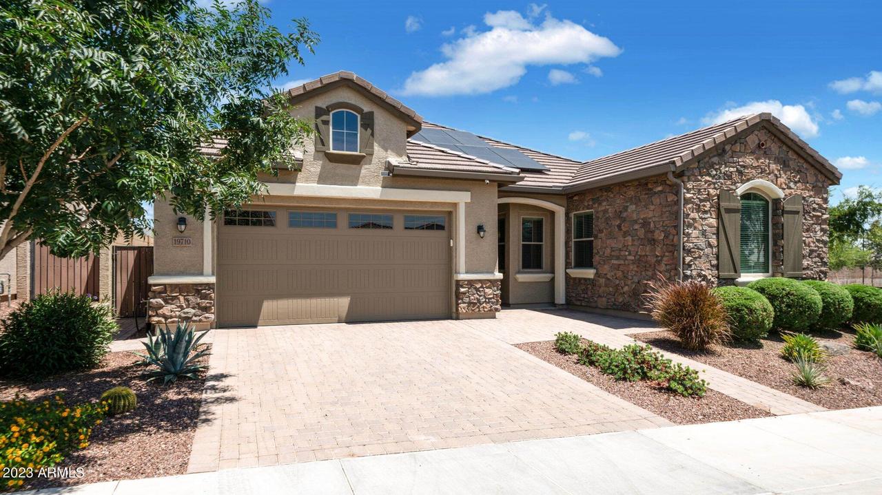 19710 W Heatherbrae Dr., Litchfield Park, AZ 85340