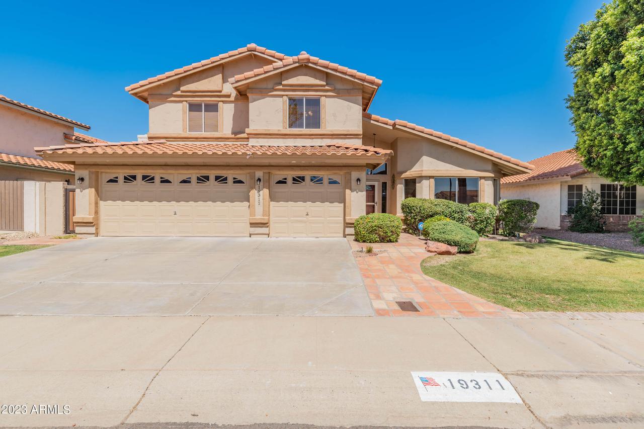 19311 N 76th Dr., Glendale, AZ 85308