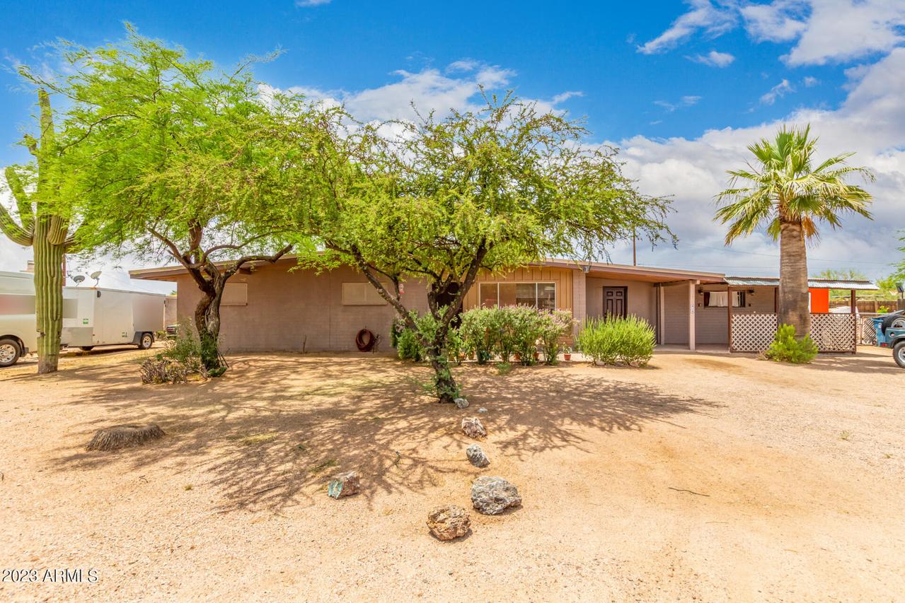 434 S Palo Verde Dr., Apache Junction, AZ 85120