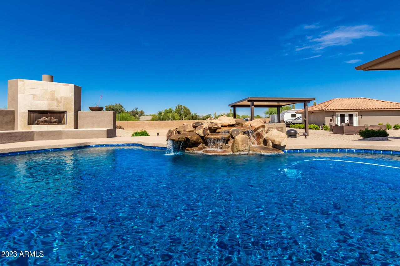 35005 N Central Ave., Phoenix, AZ 85086