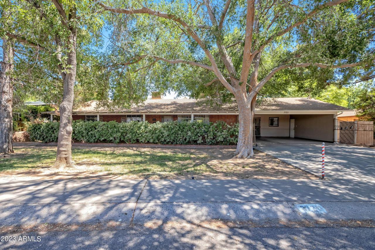 3721 E Piccadilly Rd., Phoenix, AZ 85018