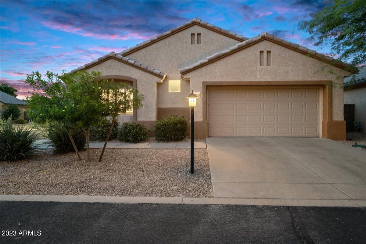 19525 N Bright Angel Ln., Surprise, AZ 85374