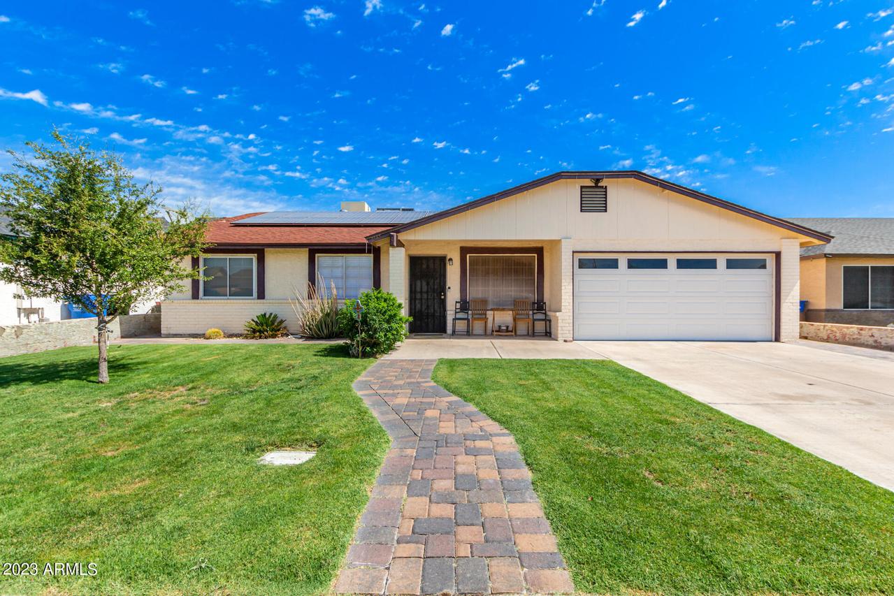 1444 E Carson Rd., Phoenix, AZ 85042
