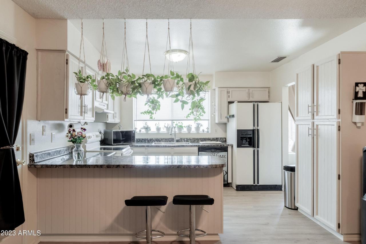 2543 E Hopi Ave., Mesa, AZ 85204