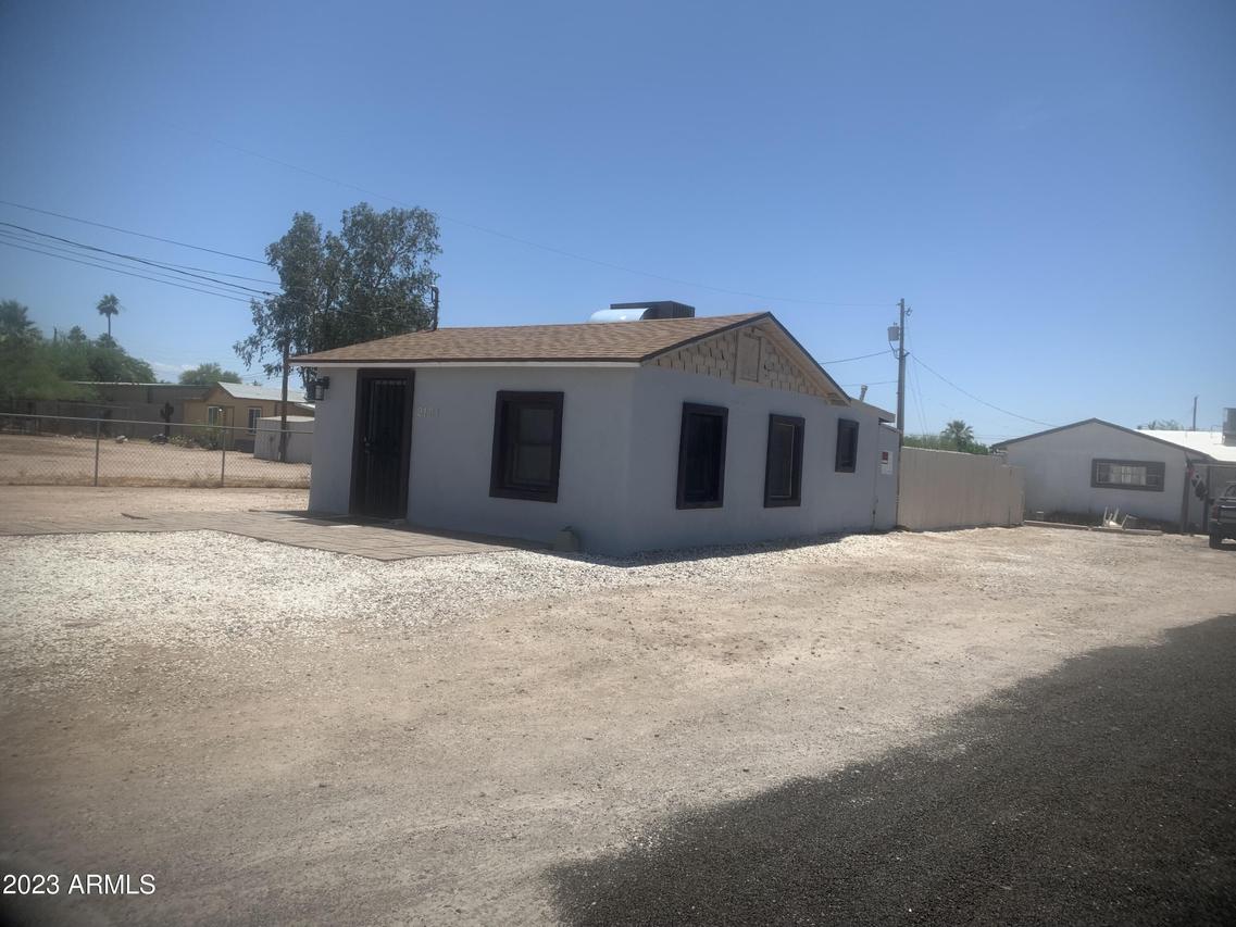 2191 W Ohio St., Apache Junction, AZ 85120