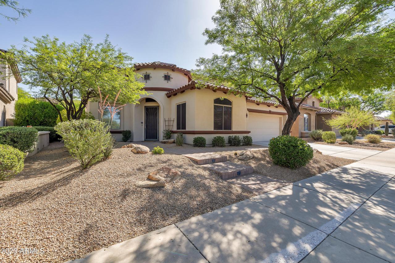 2024 W Gloria Ln., Phoenix, AZ 85085