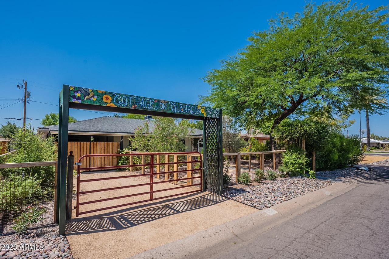 339 W Glenrosa Ave., Phoenix, AZ 85013