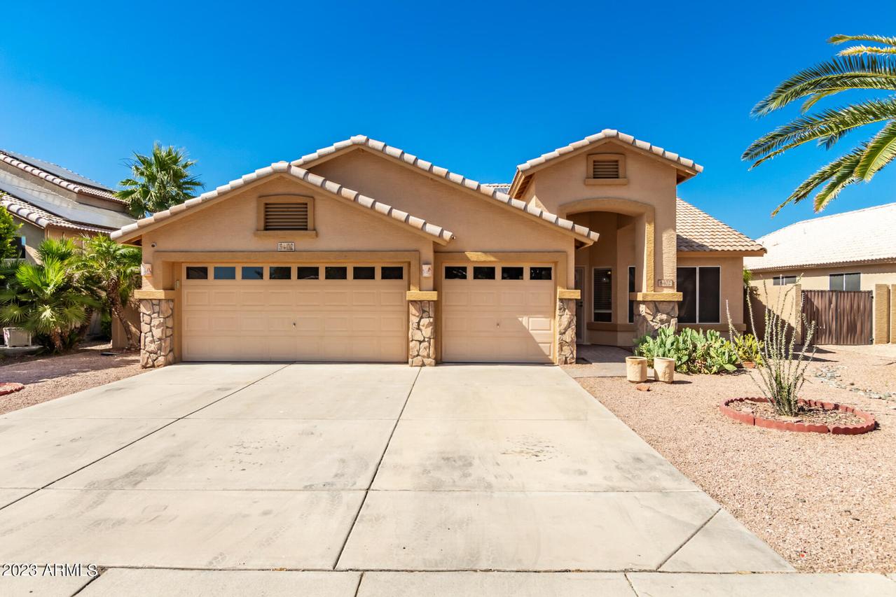 8402 W Laurel Ln., Peoria, AZ 85345
