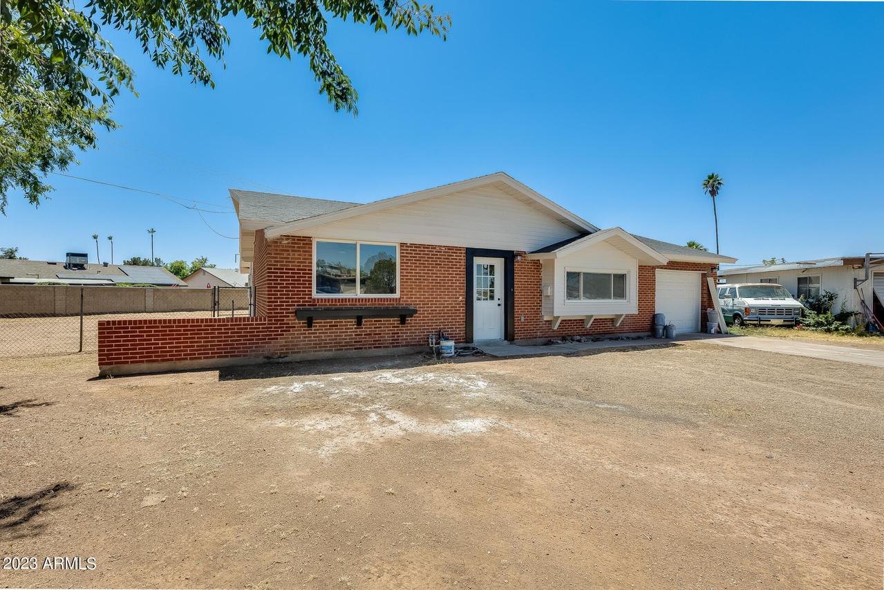 2921 W Mandalay Ln., Phoenix, AZ 85053