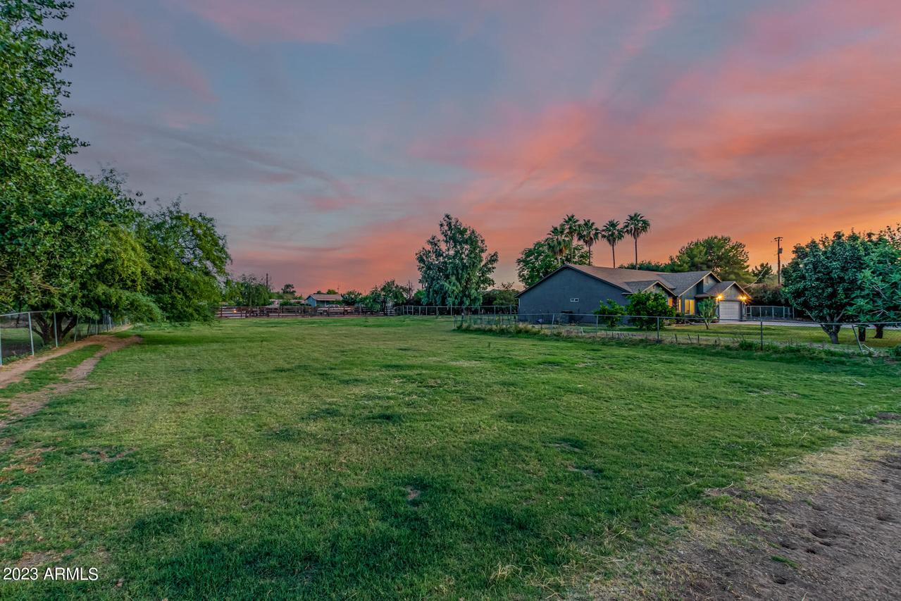 10303 N 175th Ave., Waddell, AZ 85355