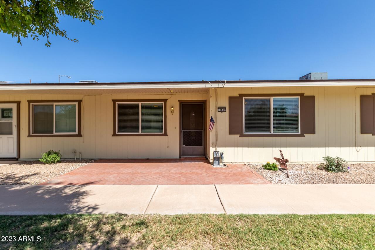 13609 N Newcastle Dr., Sun City, AZ 85351