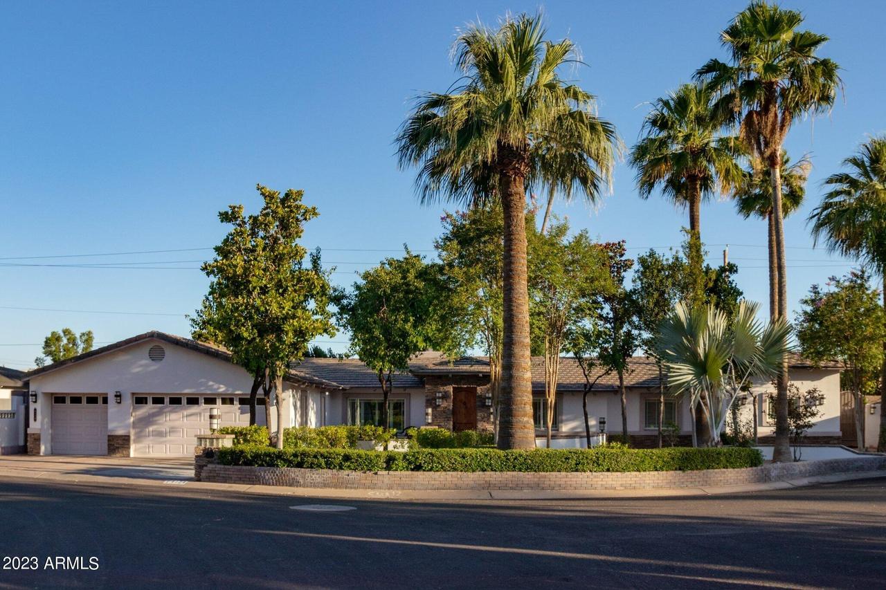 4124 N 33rd St., Phoenix, AZ 85018