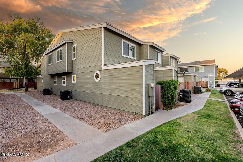 2301 E University Dr. #266, Mesa, AZ 85213