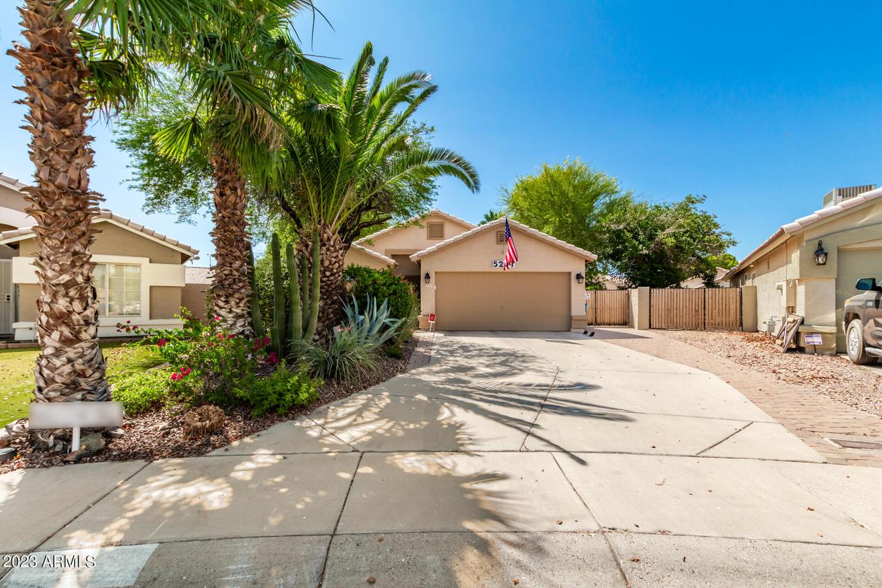5201 N 104th Dr., Glendale, AZ 85307