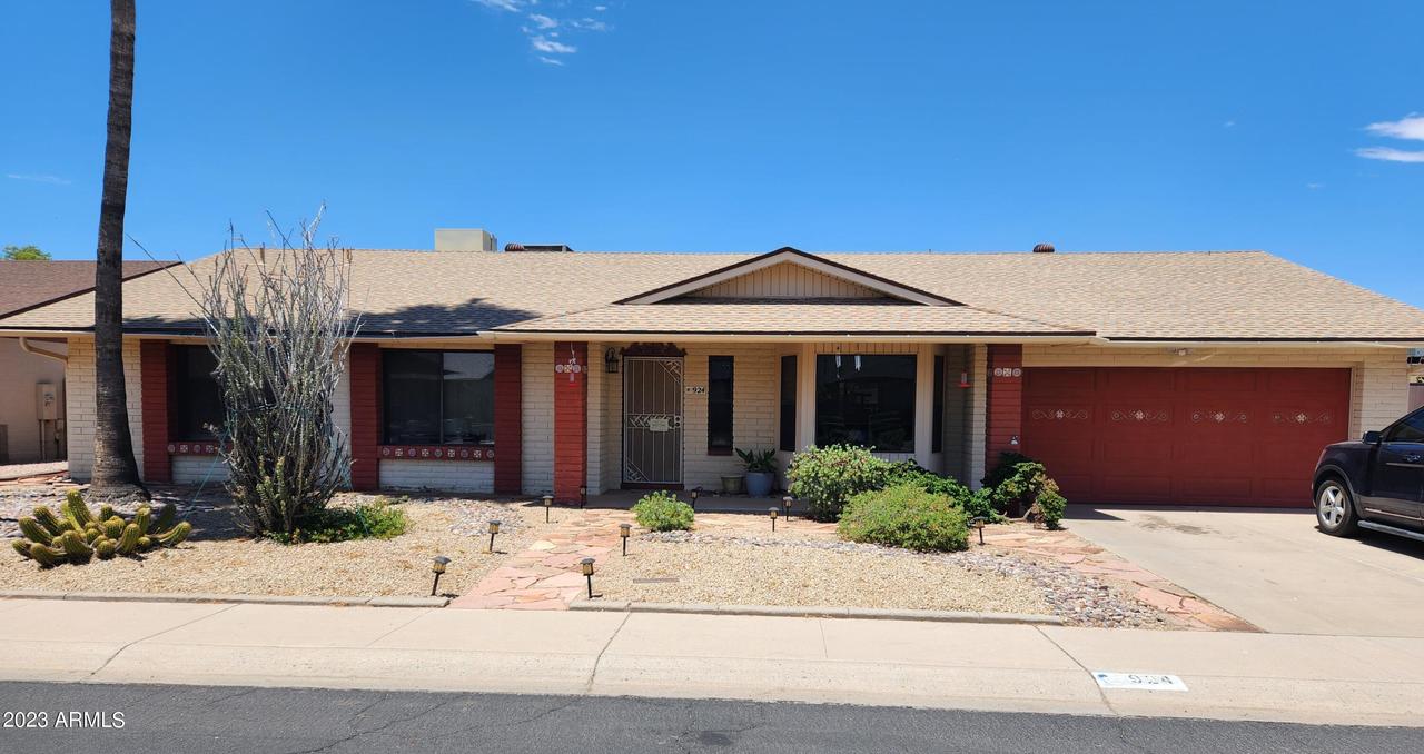 924 E Wescott Dr., Phoenix, AZ 85024