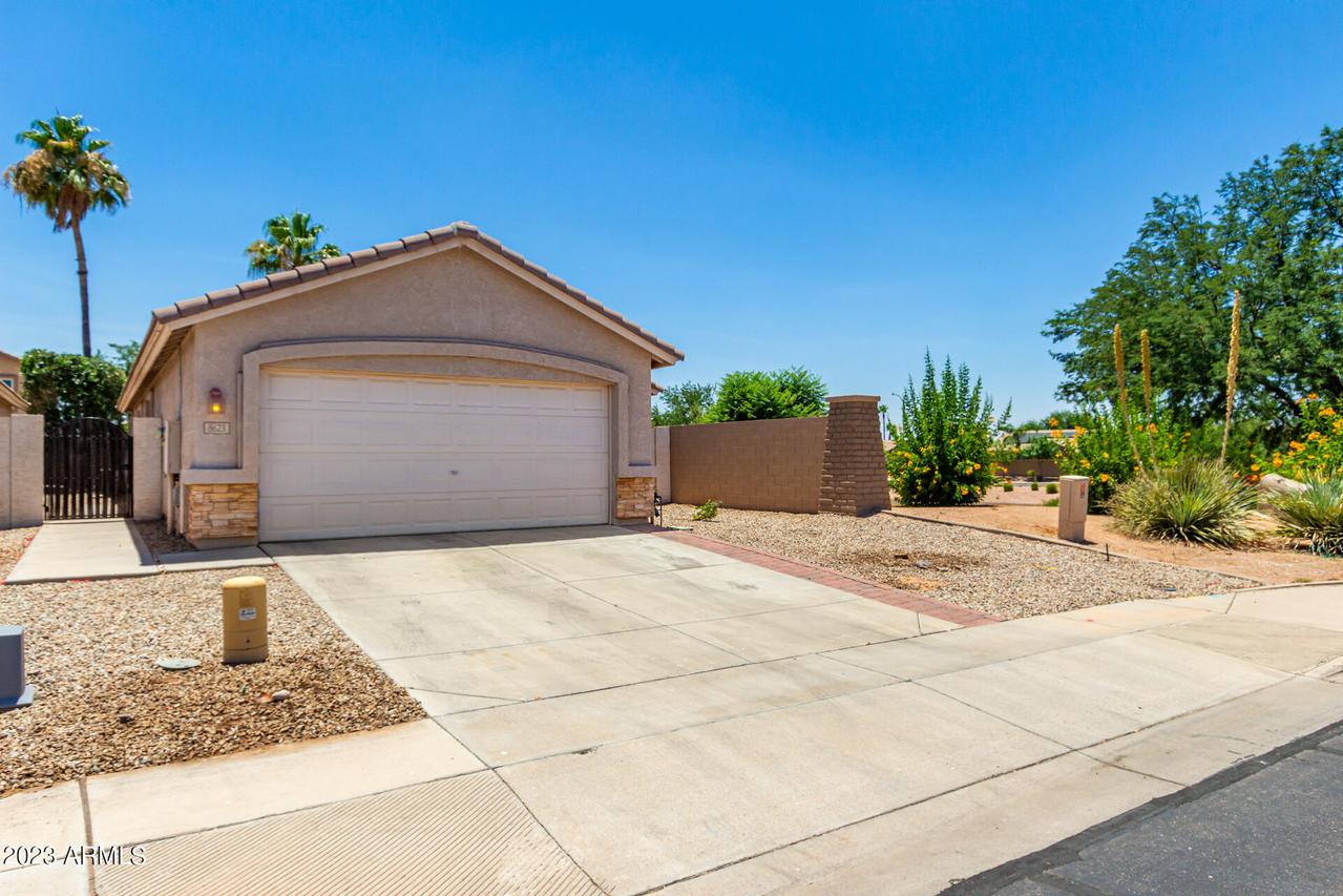 8623 E Nido Ave., Mesa, AZ 85209