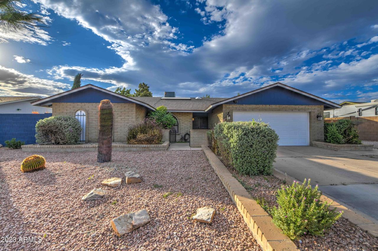 3808 W Kelton Ln., Phoenix, AZ 85053