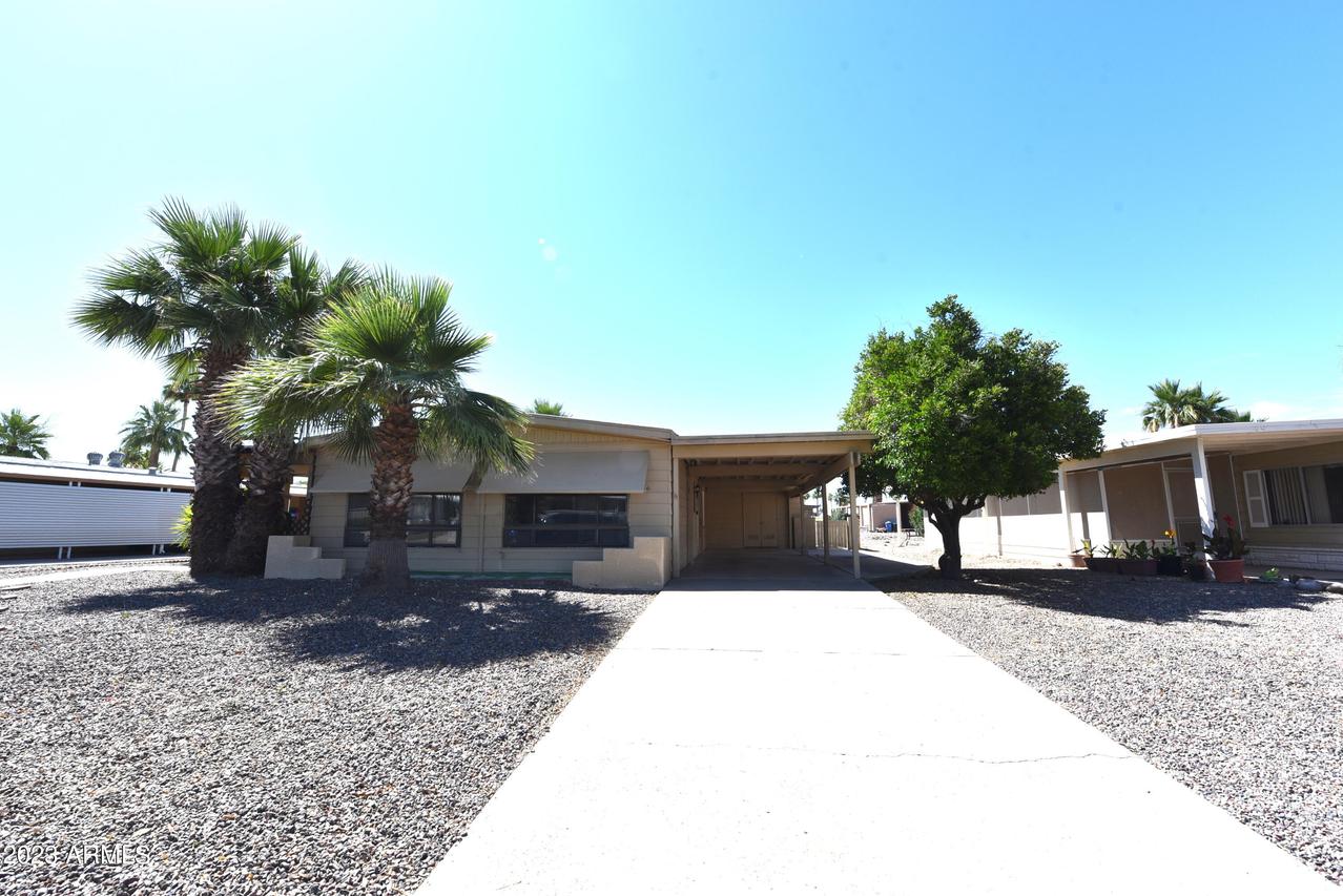 9053 E Sun Lakes Blvd., Sun Lakes, AZ 85248