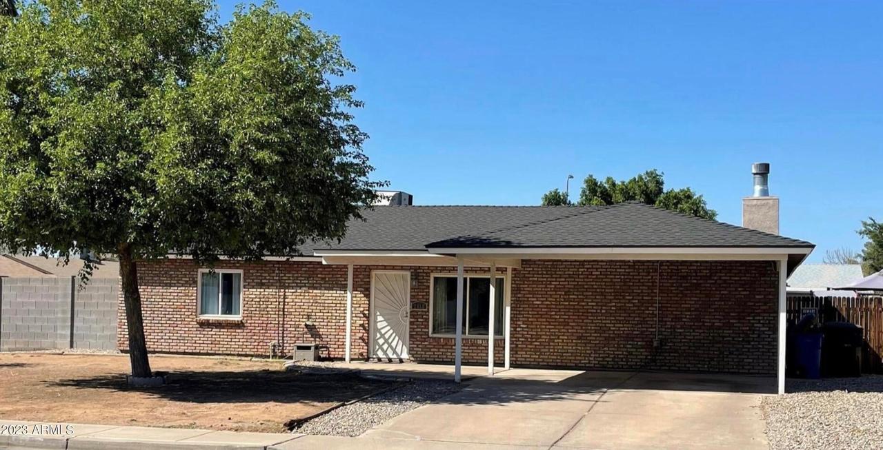 2414 E Inverness Ave., Mesa, AZ 85204