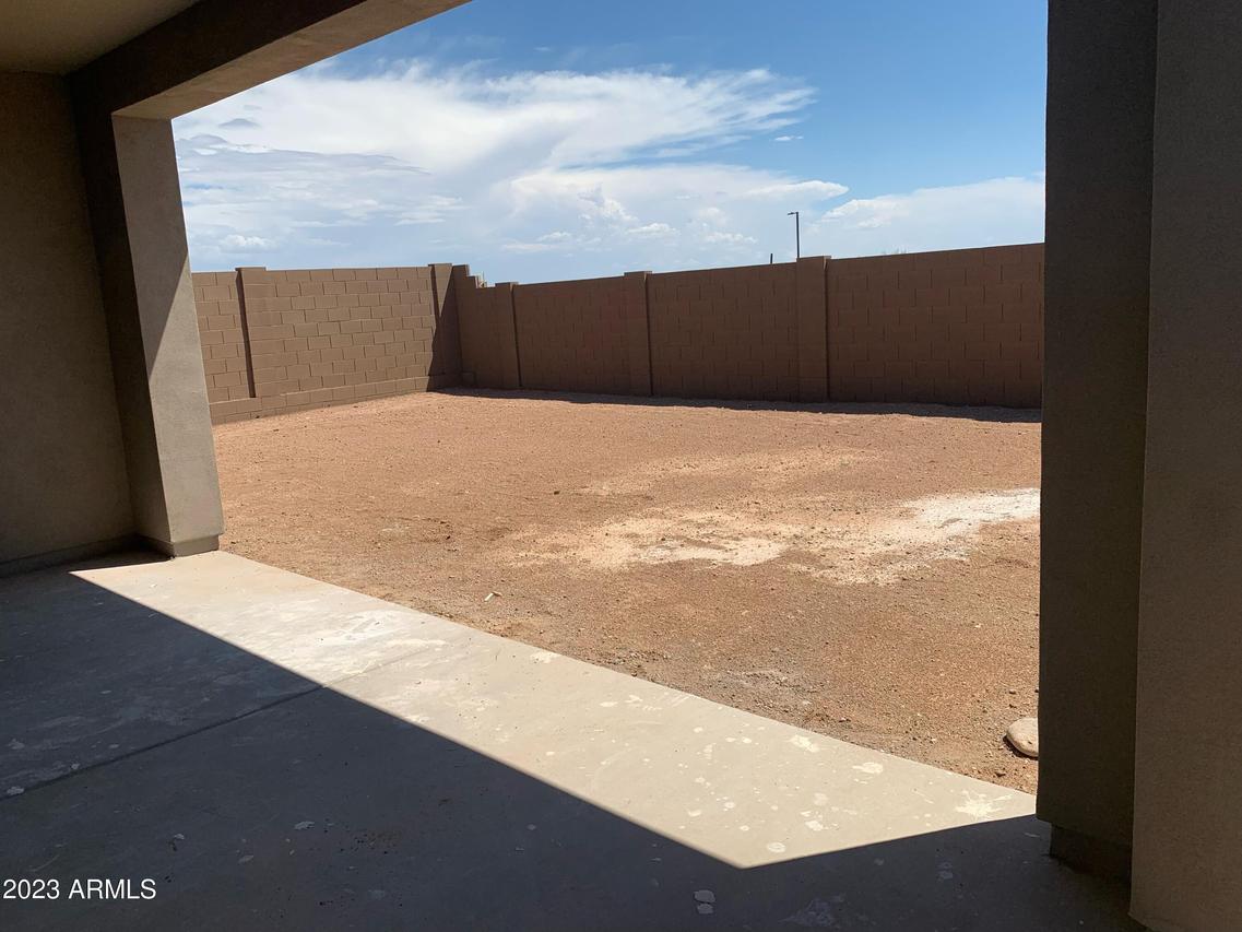 6033 E Lone Cactus Dr., Phoenix, AZ 85054