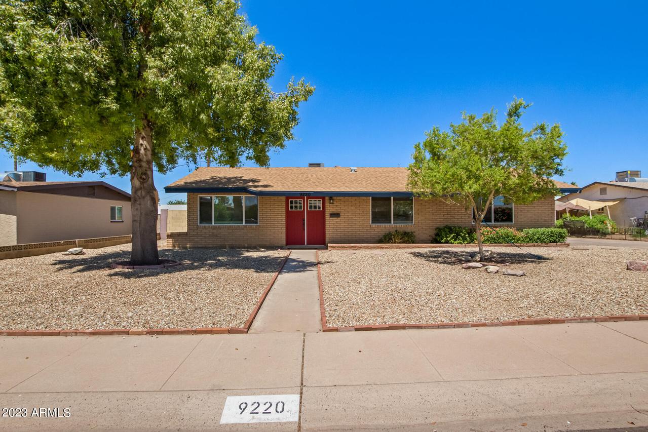 9220 N 36th Dr., Phoenix, AZ 85051