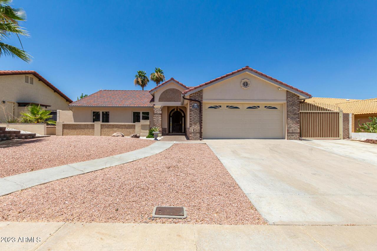 15816 N 15th Way, Phoenix, AZ 85022