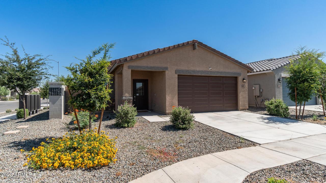 6844 W Trumbull Rd., Phoenix, AZ 85043