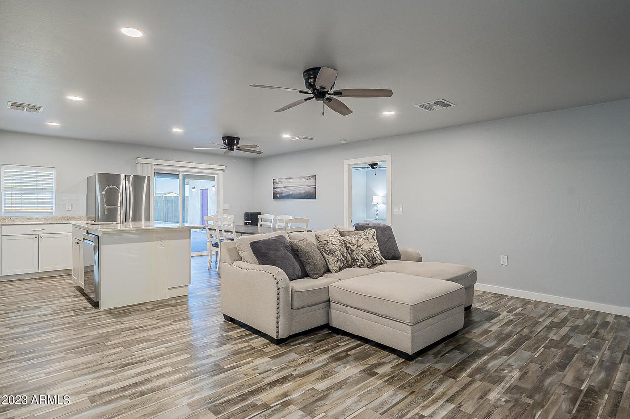 14751 S Avalon Rd., Arizona City, AZ 85123