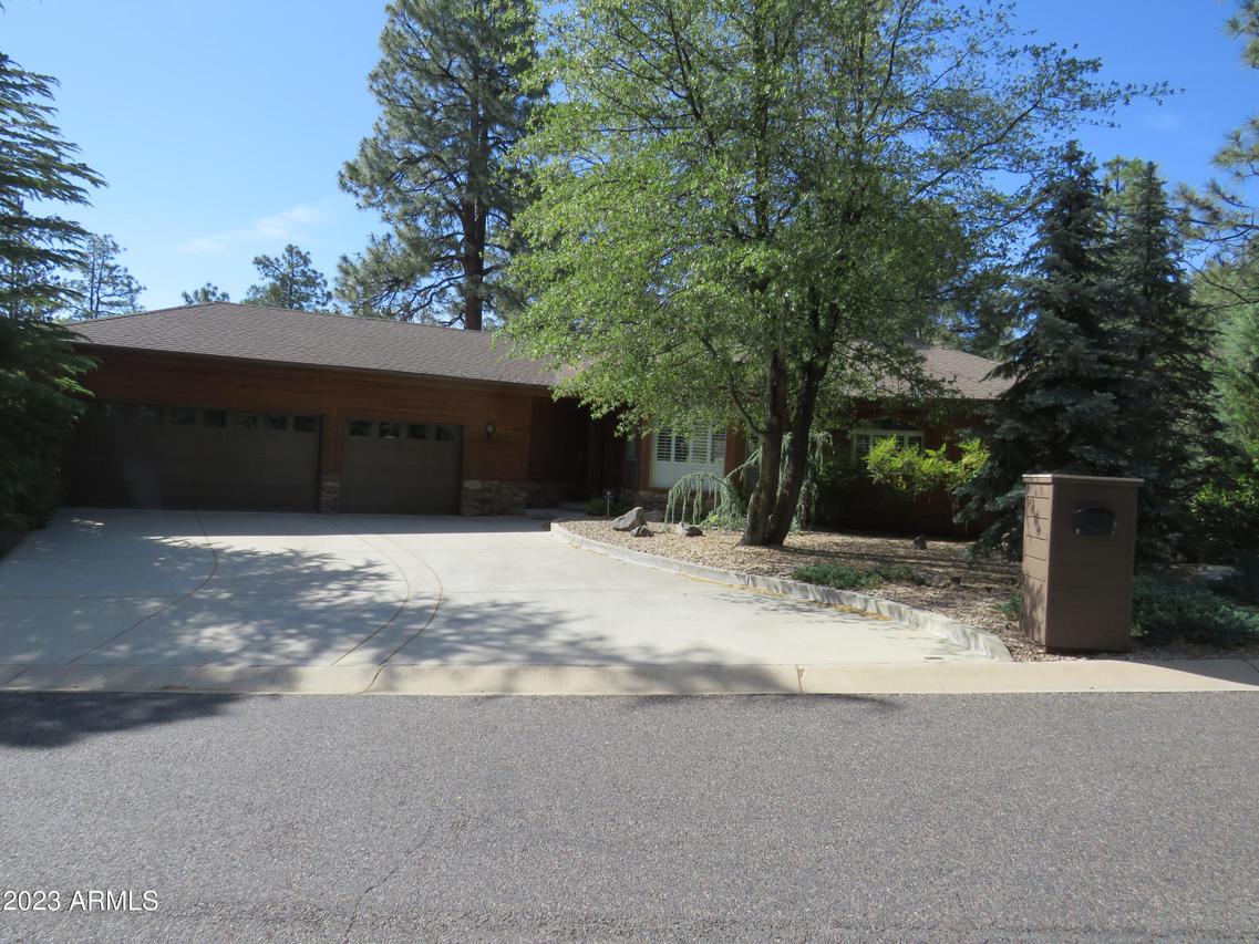 1955 Pine Tree Dr., Prescott, AZ 86303
