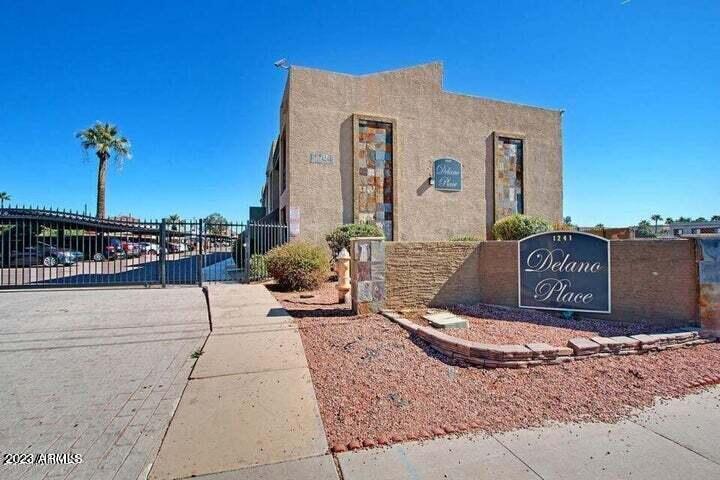 1241 N 48th St. #213, Phoenix, AZ 85008