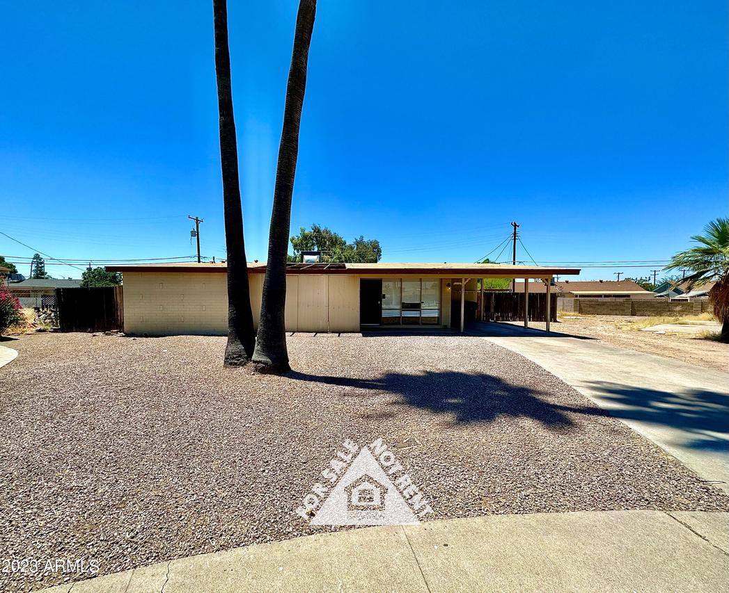 1827 W University Dr., Mesa, AZ 85201