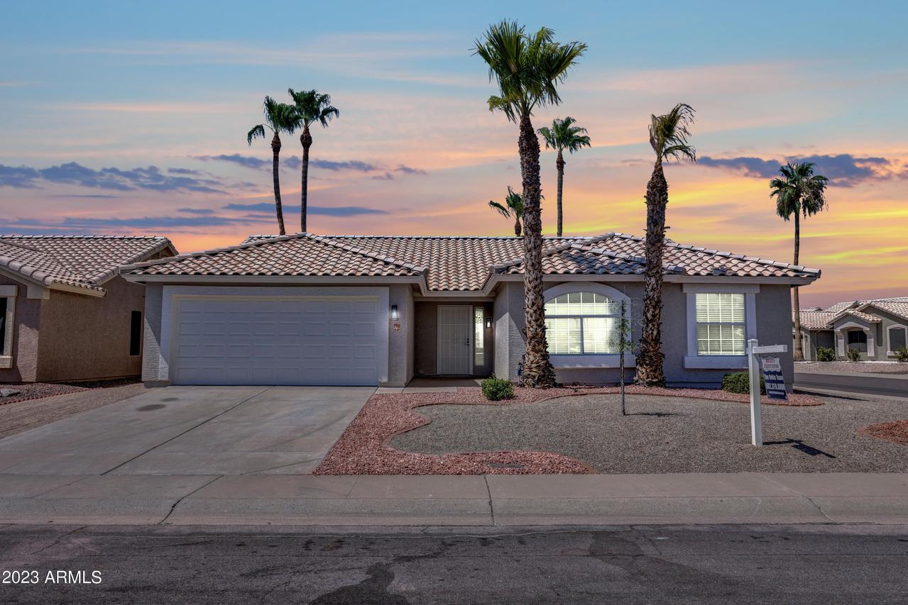 7702 W Escuda Dr., Glendale, AZ 85308