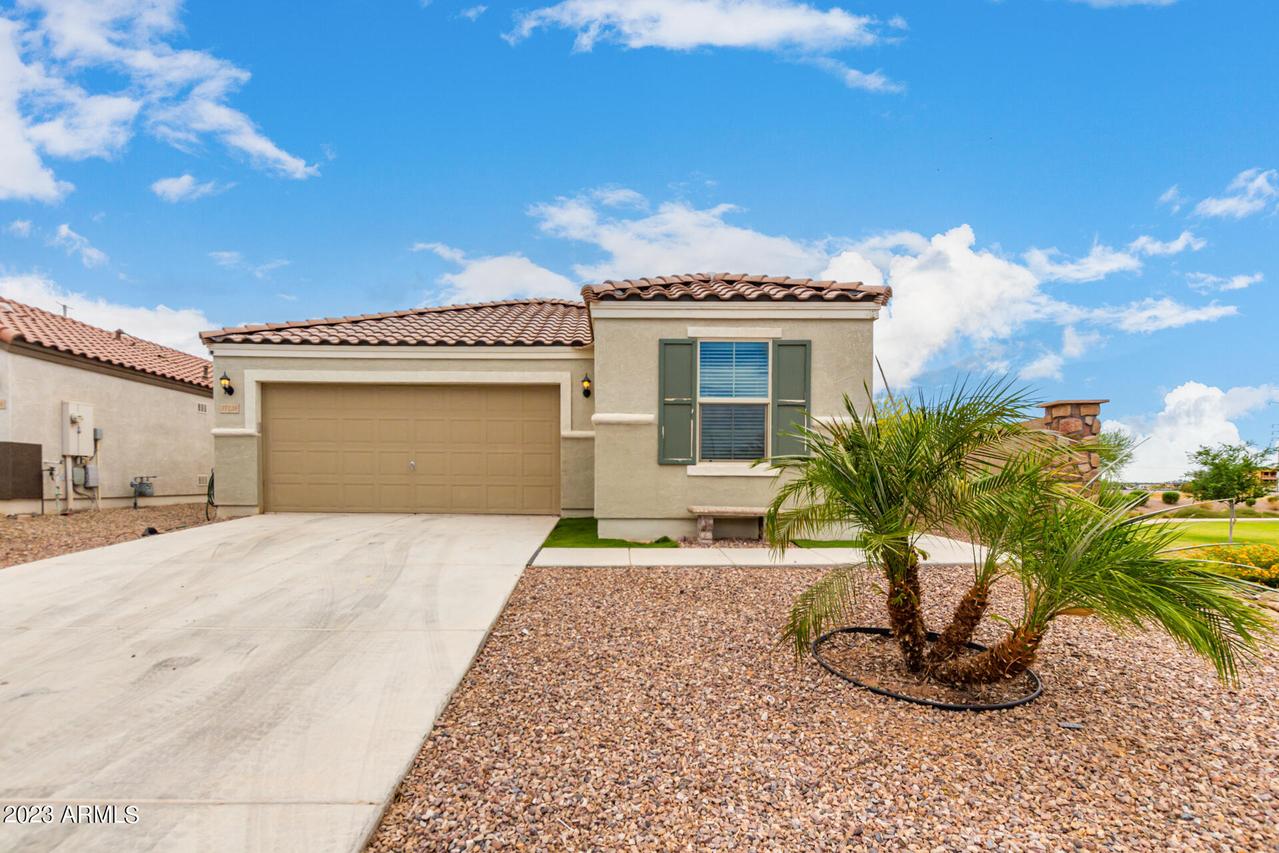 37128 N Yellowstone Dr., San Tan Valley, AZ 85140