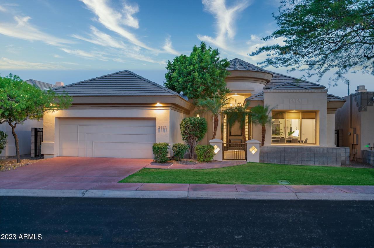 3181 E Sierra Vista Dr., Phoenix, AZ 85016