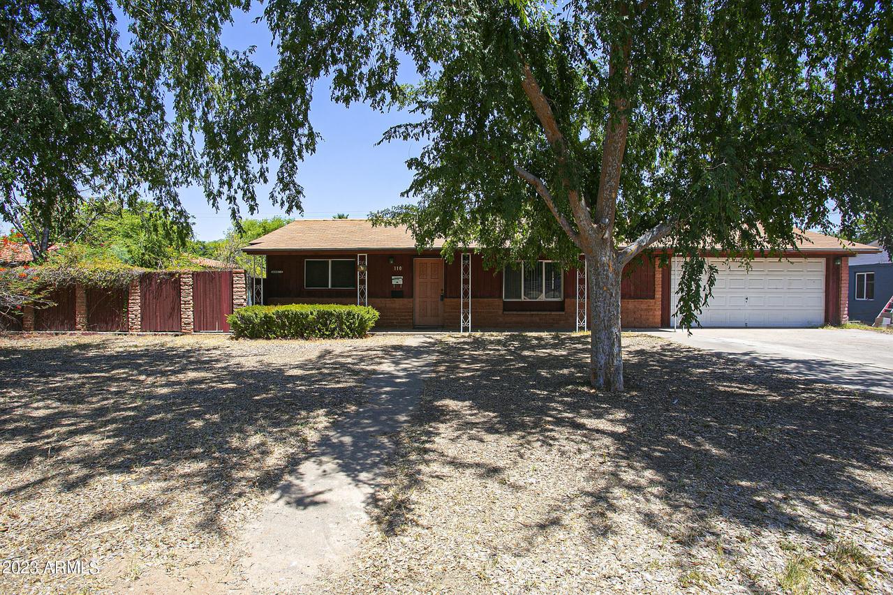110 E Saint Anne Ave., Phoenix, AZ 85042