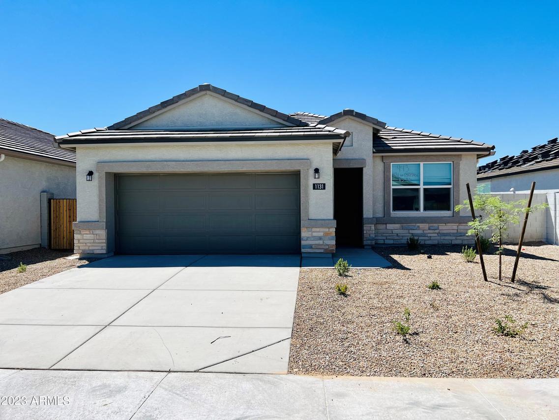 1131 W Paradise Way, Casa Grande, AZ 85122
