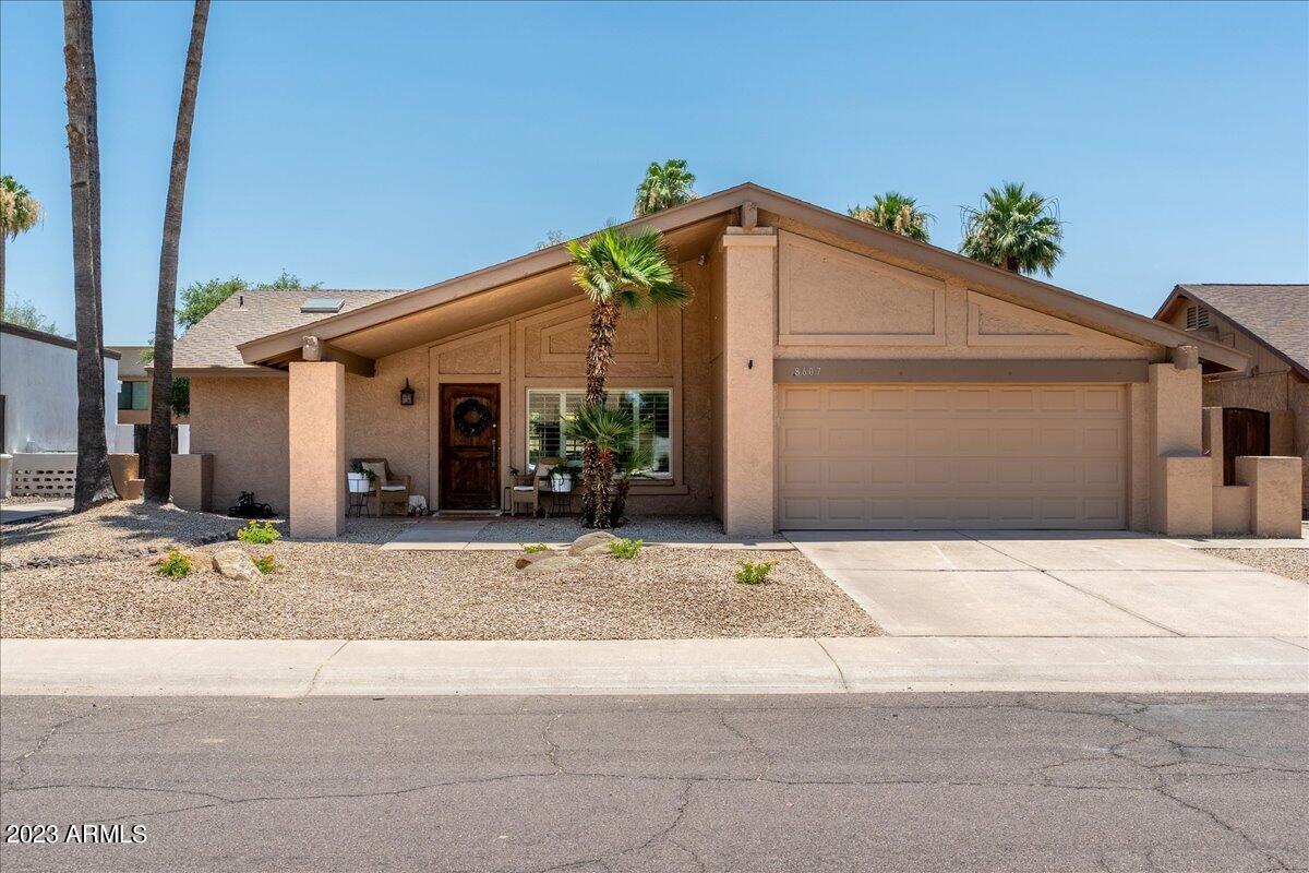 8607 E San Alfredo Dr., Scottsdale, AZ 85258