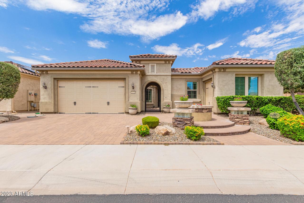 26710 W Sierra Pinta Dr., Buckeye, AZ 85396