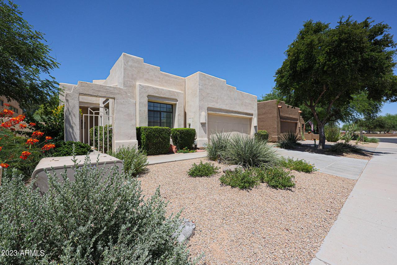 8350 E Joshua Tree Ln., Scottsdale, AZ 85250