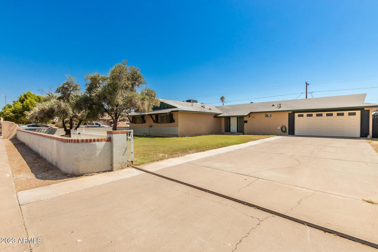 4530 N 62nd Ave., Phoenix, AZ 85033